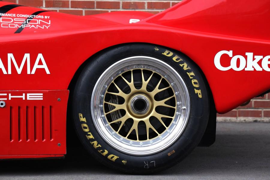 Детали экстерьера Porsche 962 IMSA GTP (962-C04) 1987 года  (фото 21 из 96)
